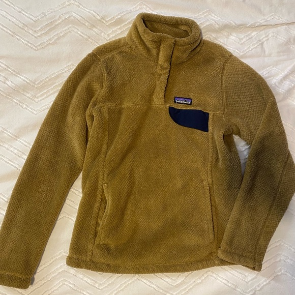 Patagonia Sweaters - Patagonia Re-Tool Snap-T Pullover Small